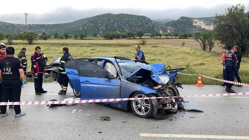 Ankara-Kırıkkale karayolunda sel yüzünden trafik durdu